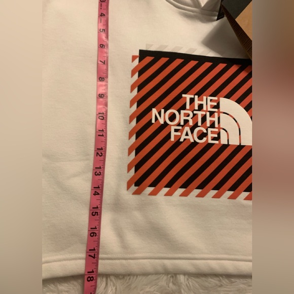 The North Face Cropped White Hoodie - Picture 5 of 7